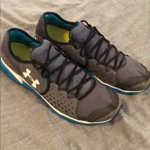 UA Under Armour 4D Foam Heat Gear running shoes